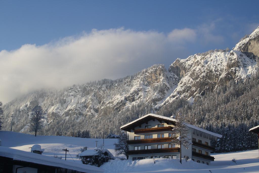 Hotel Berghof Haselsberger Sankt Johann in Tirol Exterior foto